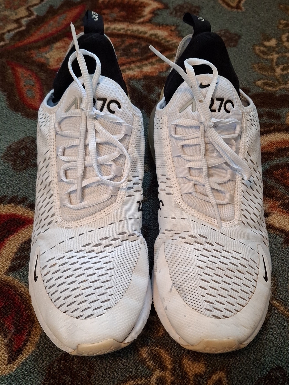 Nike AIR 270 White and Black Man's Sneakers Size 12